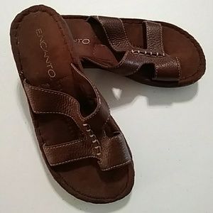 Encanto brown sandal